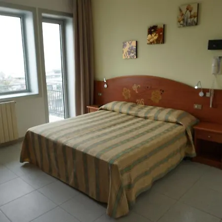 Ideal 3* סוטומרינה