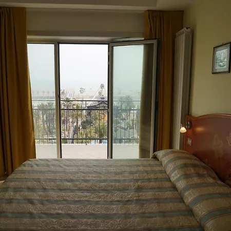 Hotel Ideal