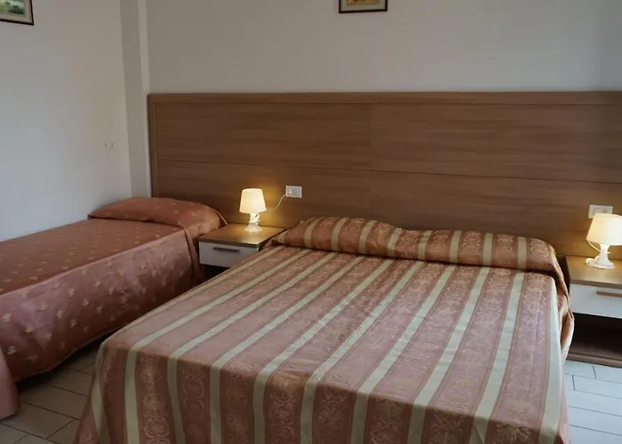 Ξενοδοχείο Ideal