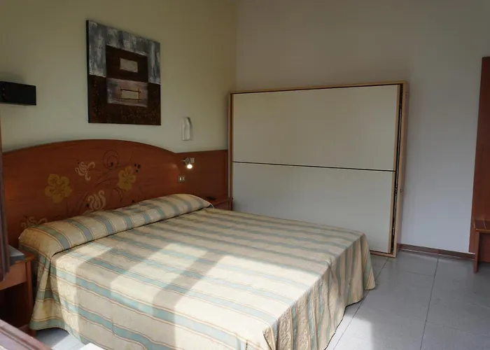 Ξενοδοχείο Ideal