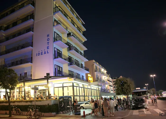 Ξενοδοχείο Ideal 3*